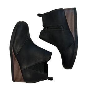 TOMS Youth Girls Black Wedge Chelsea Ankle Boots Booties Size Y 13.5